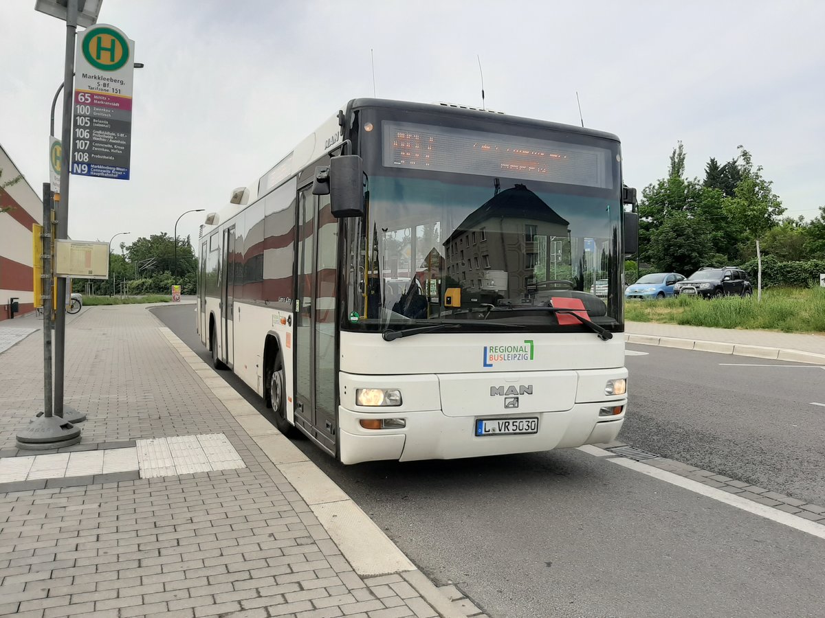 RegionalBusLeipzig 5030
Aufgenommen am 10 Juni 2019
Markkleeberg, S-Bahnhof
L VR 5030