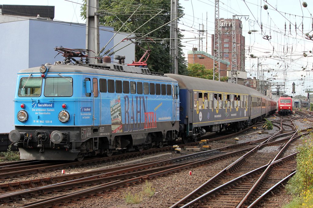 1042 520-8 am Hetzerather in K�ln Hbf am 18.09.2011