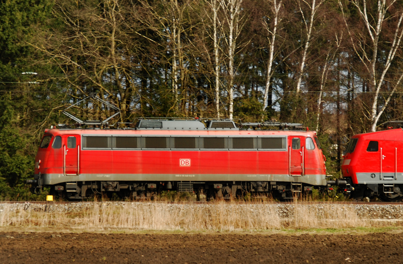 115 346-9, aufgenommen am 11.03.11, kurz vor Mindelaltheim.