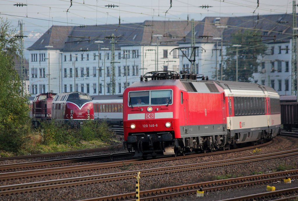 120 146-6 am EC7 in Koblenz L�tzel am 29.09.2012
