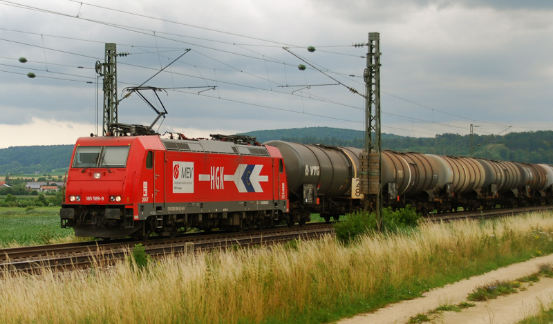 185 589-9, HGK, aufgenommen am 07.07.12, bei Treuchtlingen.
