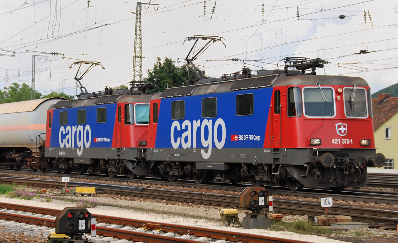 421 378-1 + 421 377-3, aufgenommen am 04.09.10, bei der Durchfahrt durch Treuchtlingen.