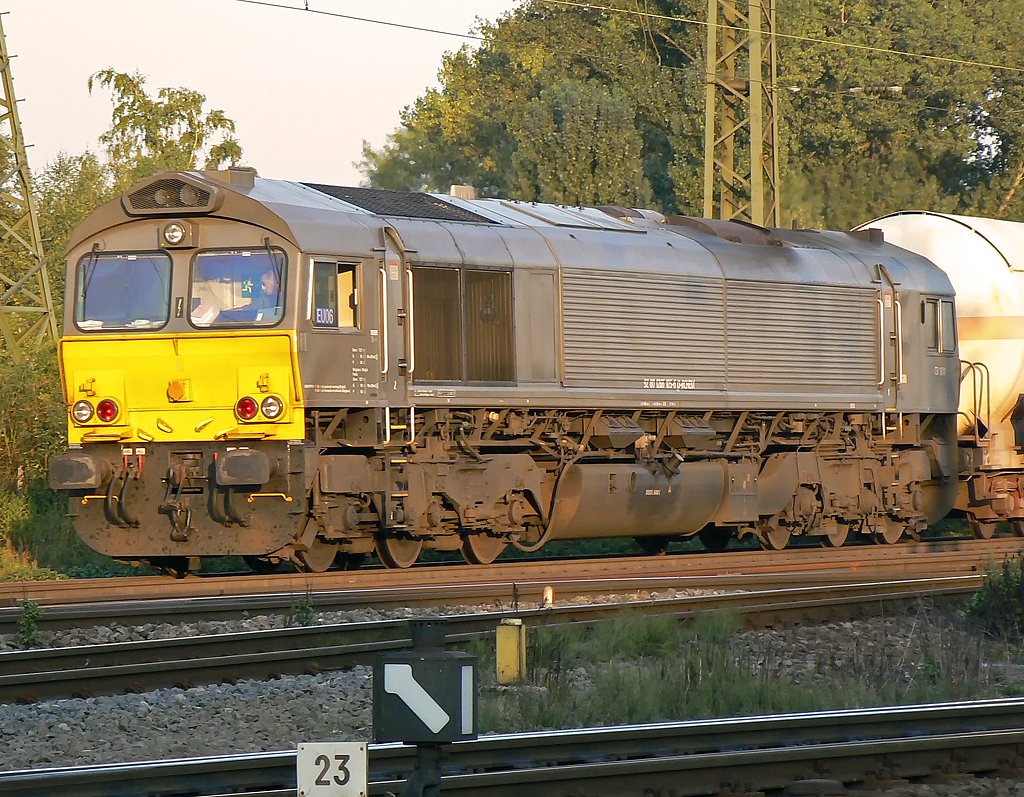 Abendimpression mit Class 66 aus Gremberg, sept.09
