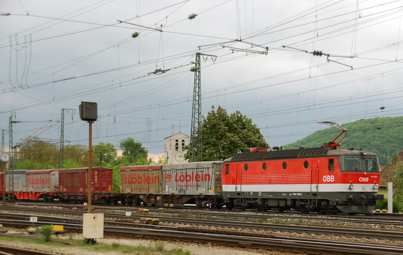 Besuch aus �sterreich in Treuchtlingen. 1144 285-2, aufgenommen am 15.05.10.
