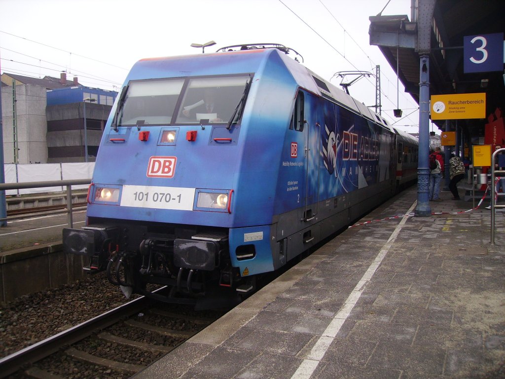 DB 101 070-1 Adler Mannheim im Bonner Hbf am 5.2.10