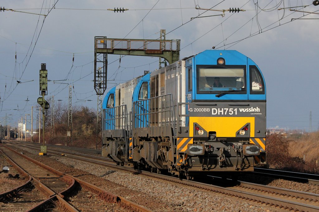 DH751 und DH753 der HGK kurz vor Br�hl am 19.02.2012