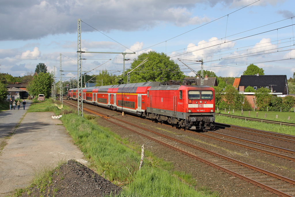 Die 112 148-2 in Brokstedt am 13,05,12