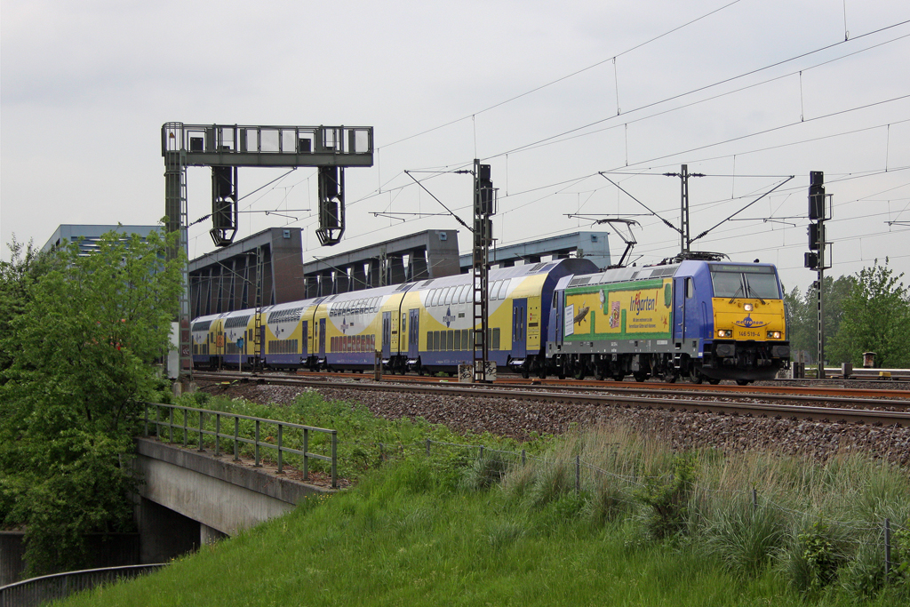 Die 146 519-4 auf der S�derelbbr�cke in Hamburg am 11,05,12