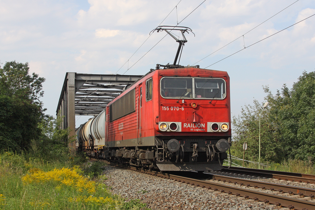 Die 155 070-6 in Schkopau am 18,08,11