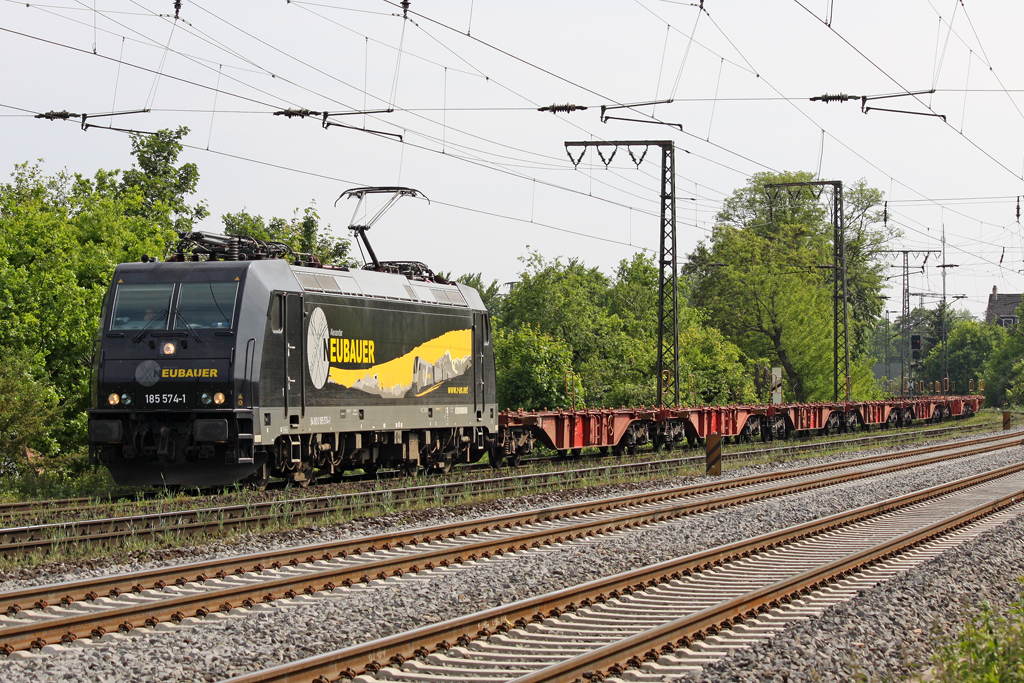 Die 185 574-1 Neubauer in Duisburg Neudorf am 25,05,10