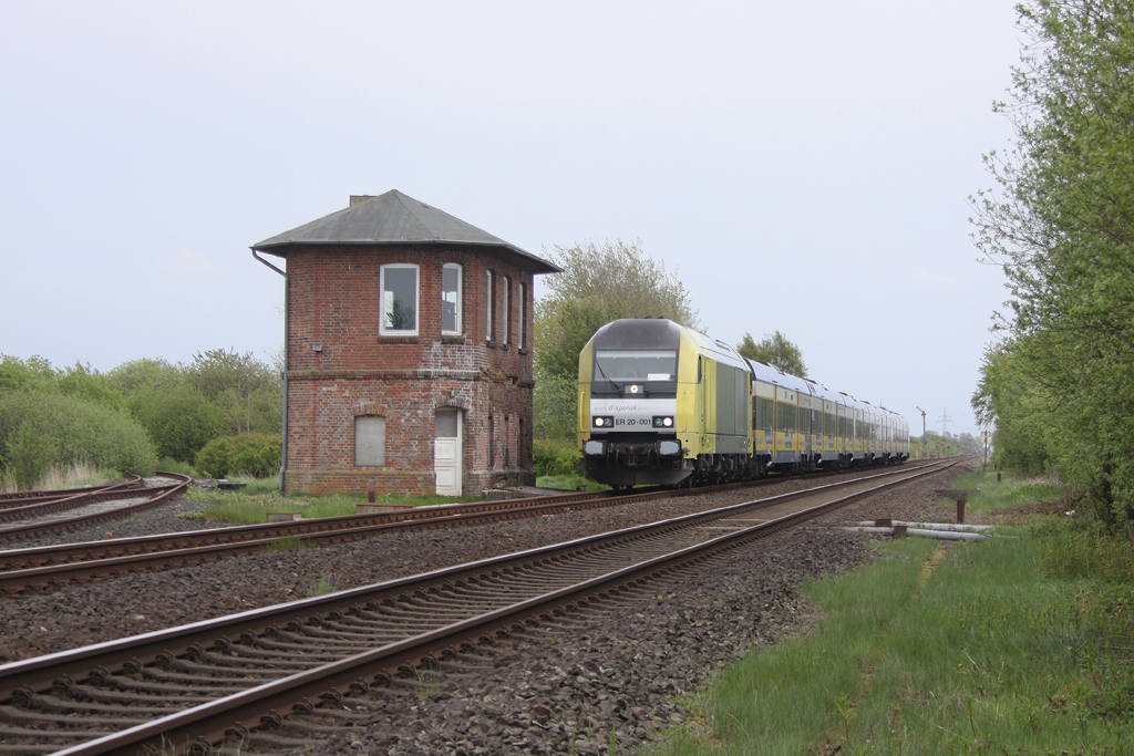 Die ER 20-001 in Risum-Lindholm am 14,05,12