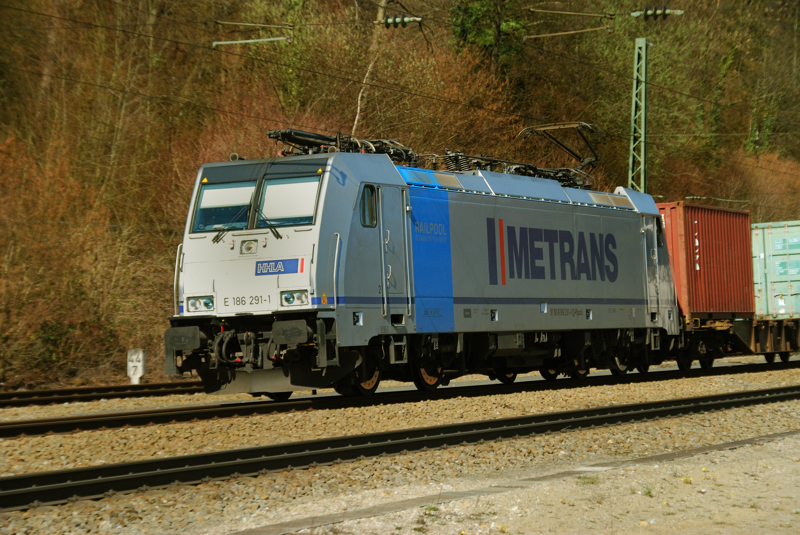 186 291-1, aufgenommen am 20.03.14, in A�ling.