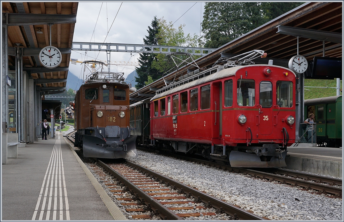 50 Jahre Blonay Chamby - Bündnertag im Saaneland:  Das RhB Bernina Krokodil Ge 4/4 182 und der Berninabahn ABe 4/4 I 35 in Gstaad.
14. Sept. 2018