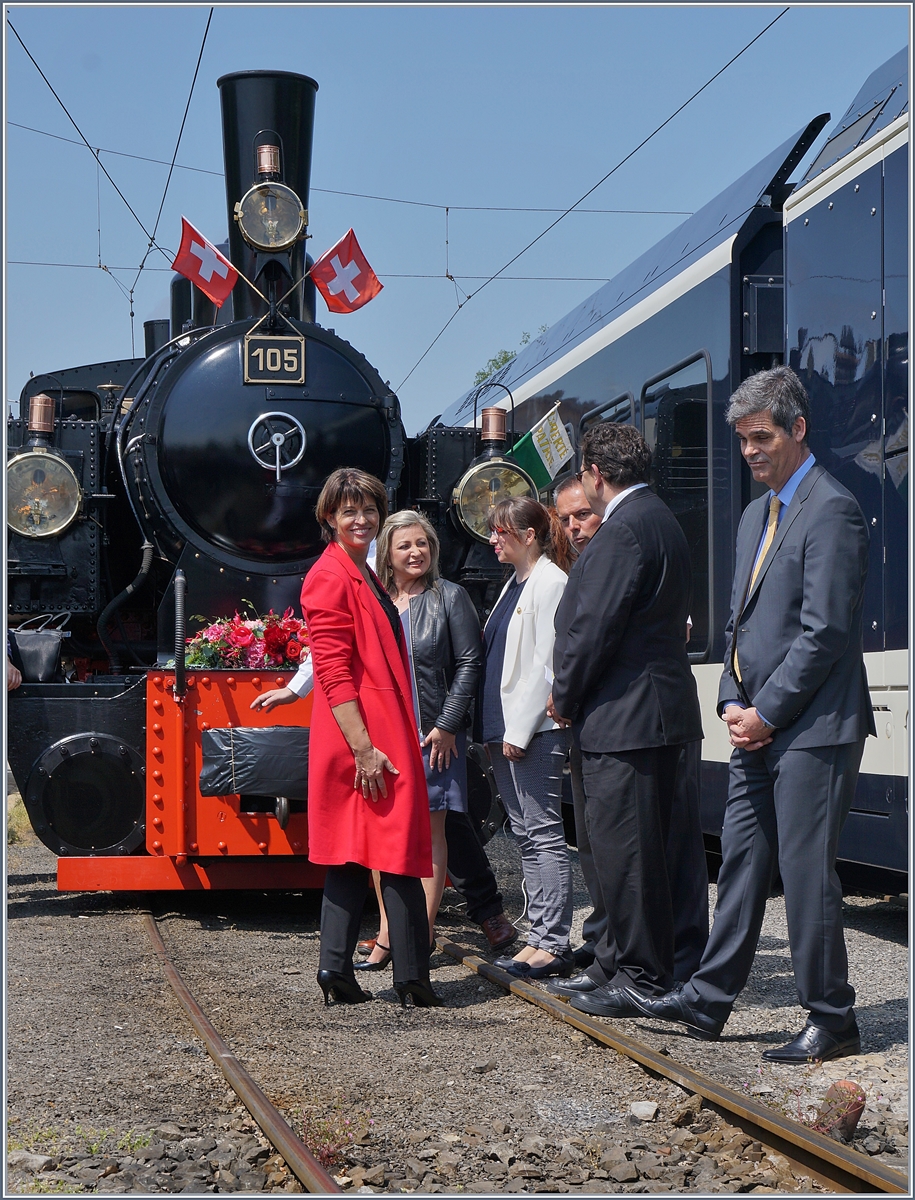 50 Jahre Blonay - Chamby Museumsbahn: Und noch ein Bild, etwas weniger offiziell da sich die Gruppe neu formiert.
5. Mai 2018