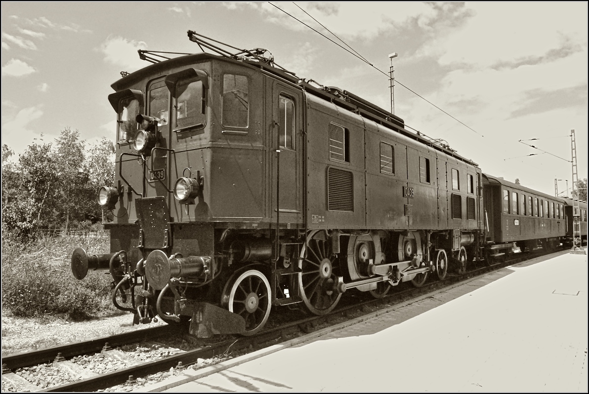 Ae 3/6<sup> II</sup> 10439 in Kreuzlingen. Mai 2008.