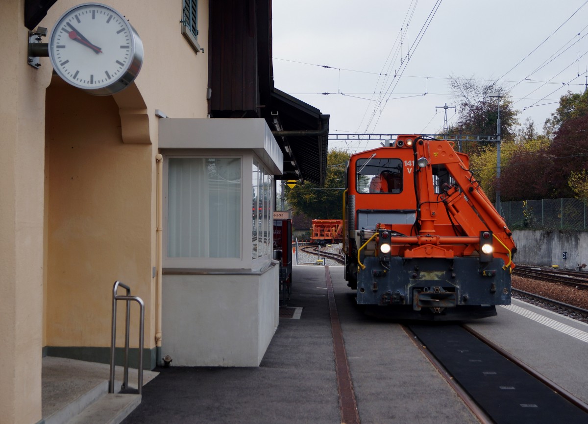 ASm: Tm 2/2 141 in Wiedlisbach am 21. Oktober 2015.
Foto: Walter Ruetsch