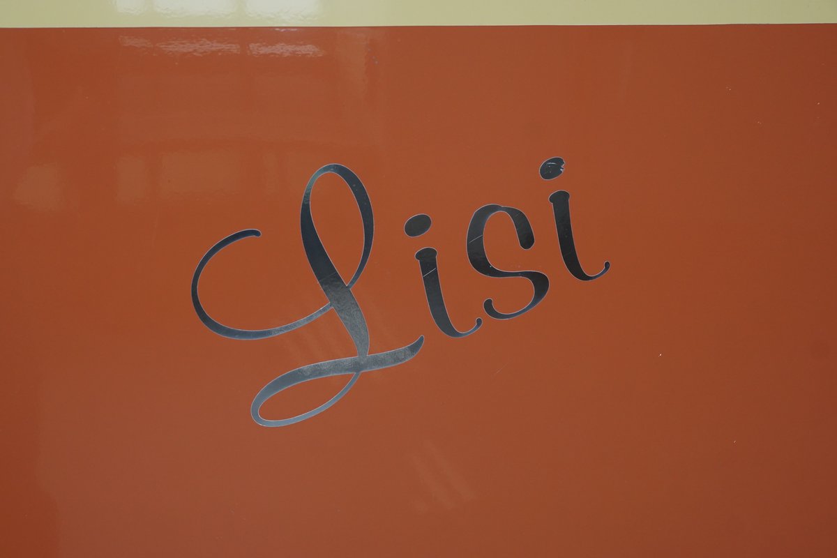 Bergbahn Lauterbrunnen-Mürren.
Auf den Namen LISI getauft wurde der ehemalige OJB-Triebwagen Be 4/4 82.
Bei der BLM handelt es sich um den Be 4/4 31.
Aufnahme vom 24. Mai 2018.
Foto: Walter Ruetsch