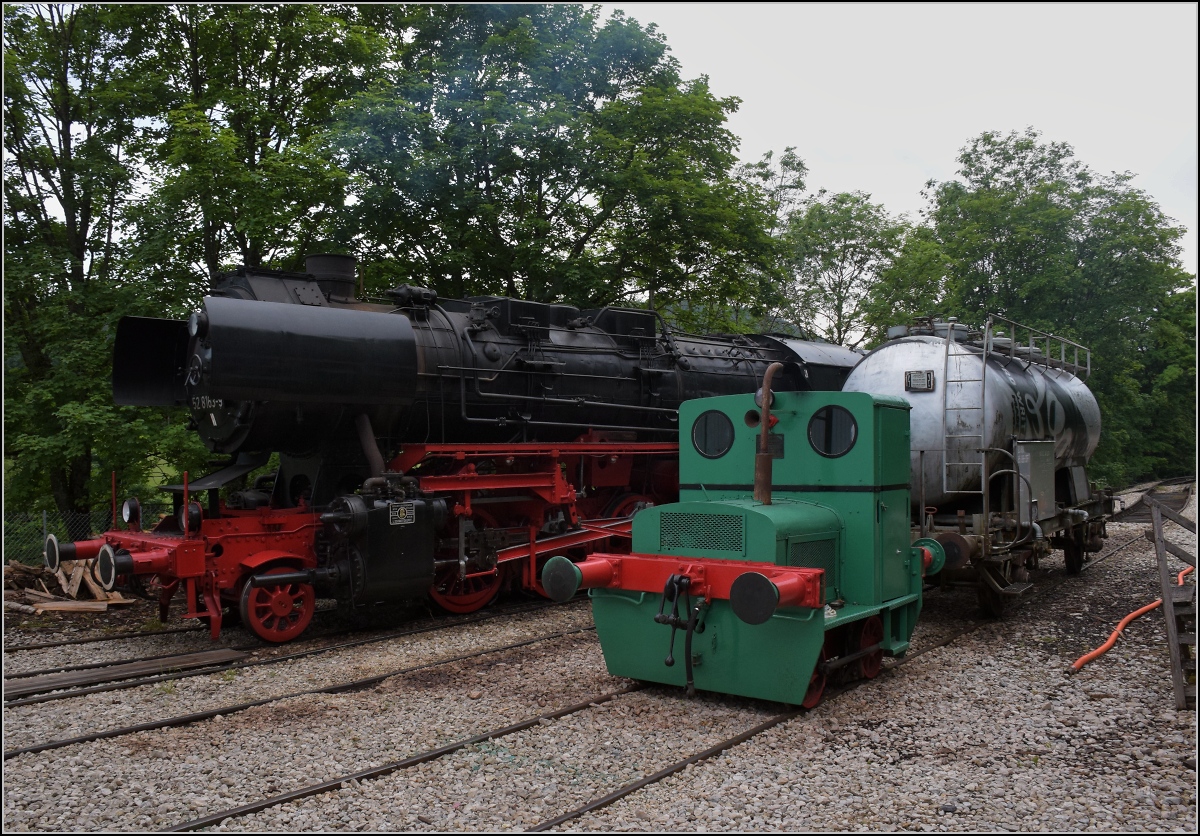 Coni'Fer

Einen 55-PS Locotracteur Deutz gibt es bei Coni'Fer auch noch. Leider hatte ich nicht mehr über den in Erfahrung gebracht. Les Hôpitaux-Neufs, Juli 2022.
