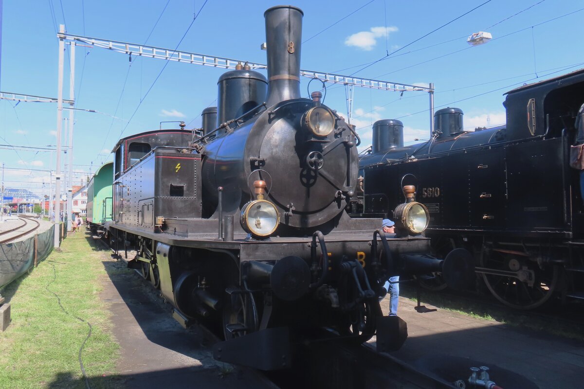 Dampfbahn Bern DBB-8 steht am 18 Mai 2025 w�hrend das Bahnfest  150 Jahre Emmentalbahn  ins Depot von Konolfingen.