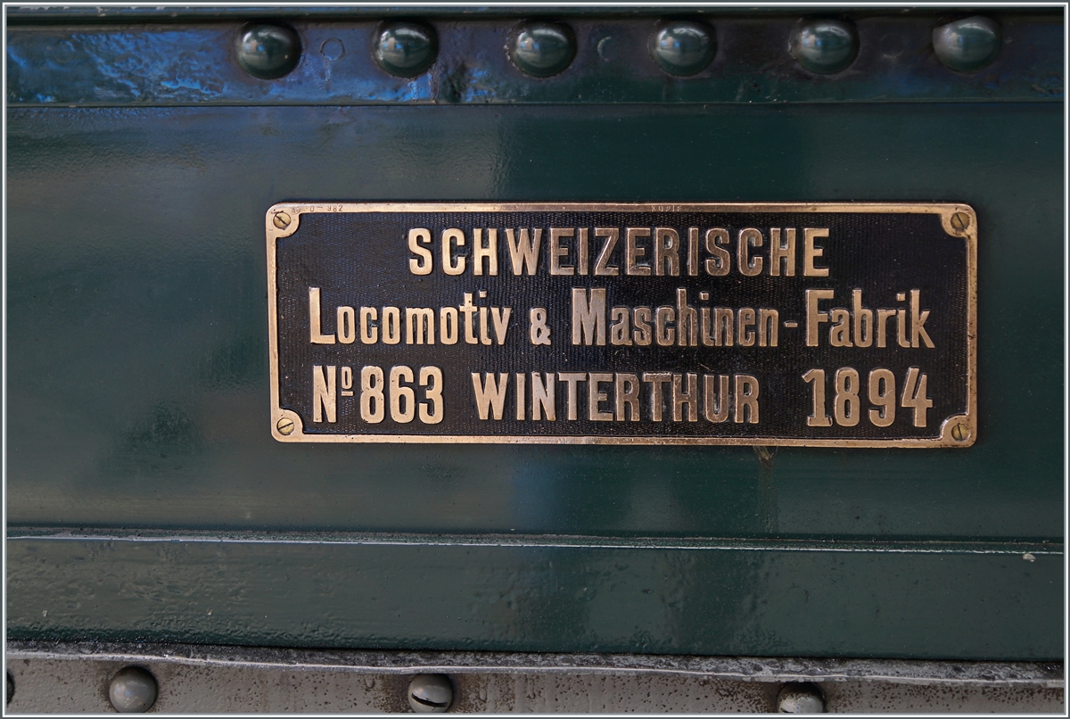 Das Fabrikschlid des Berner Dampftram G 3/3 12 im Detail. 

2. Oktober 2021