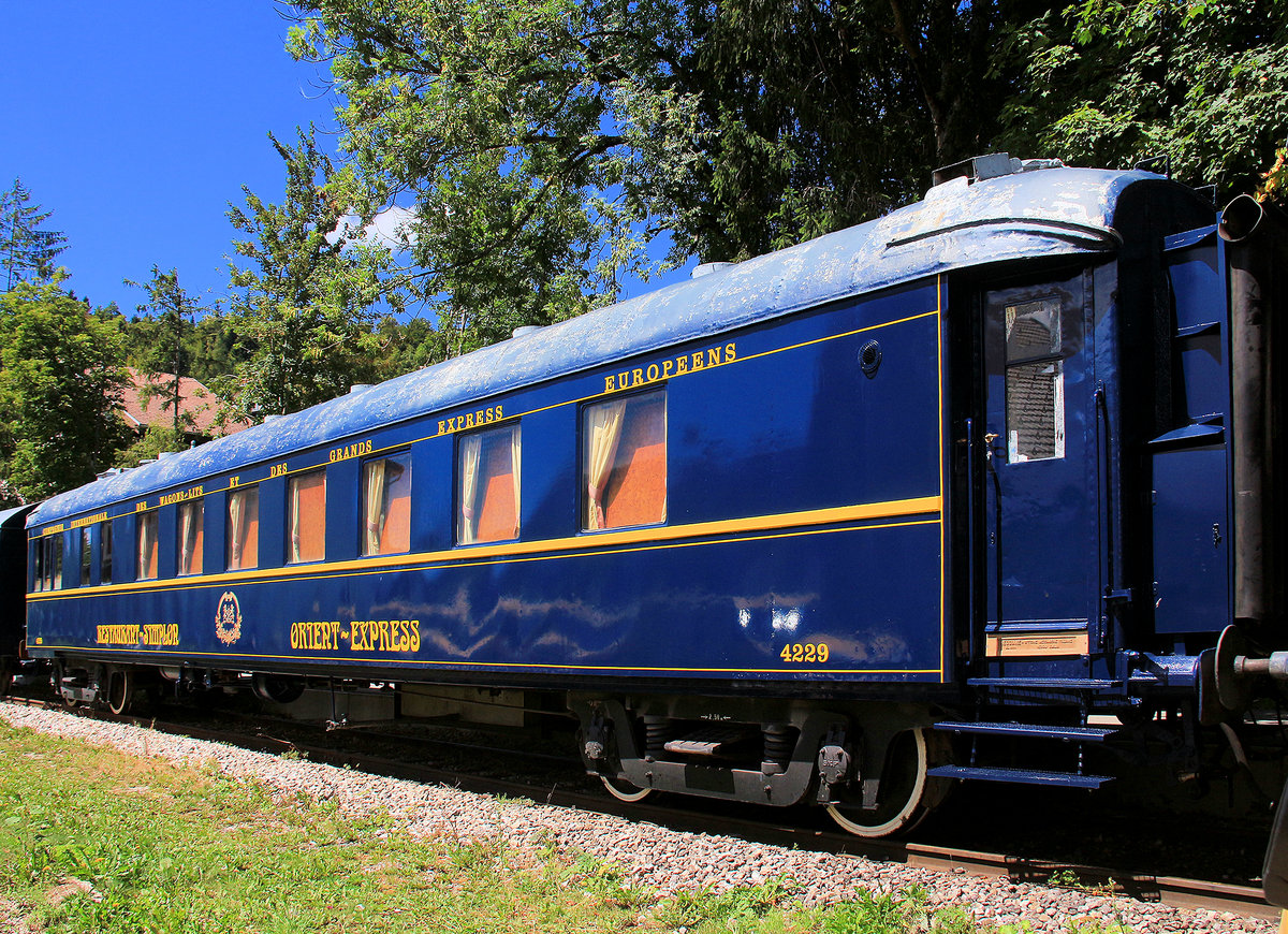 Der CIWL Speisewagen 4229 wird für Sonderfahrten regelmässig eingesetzt. 11.August 2018