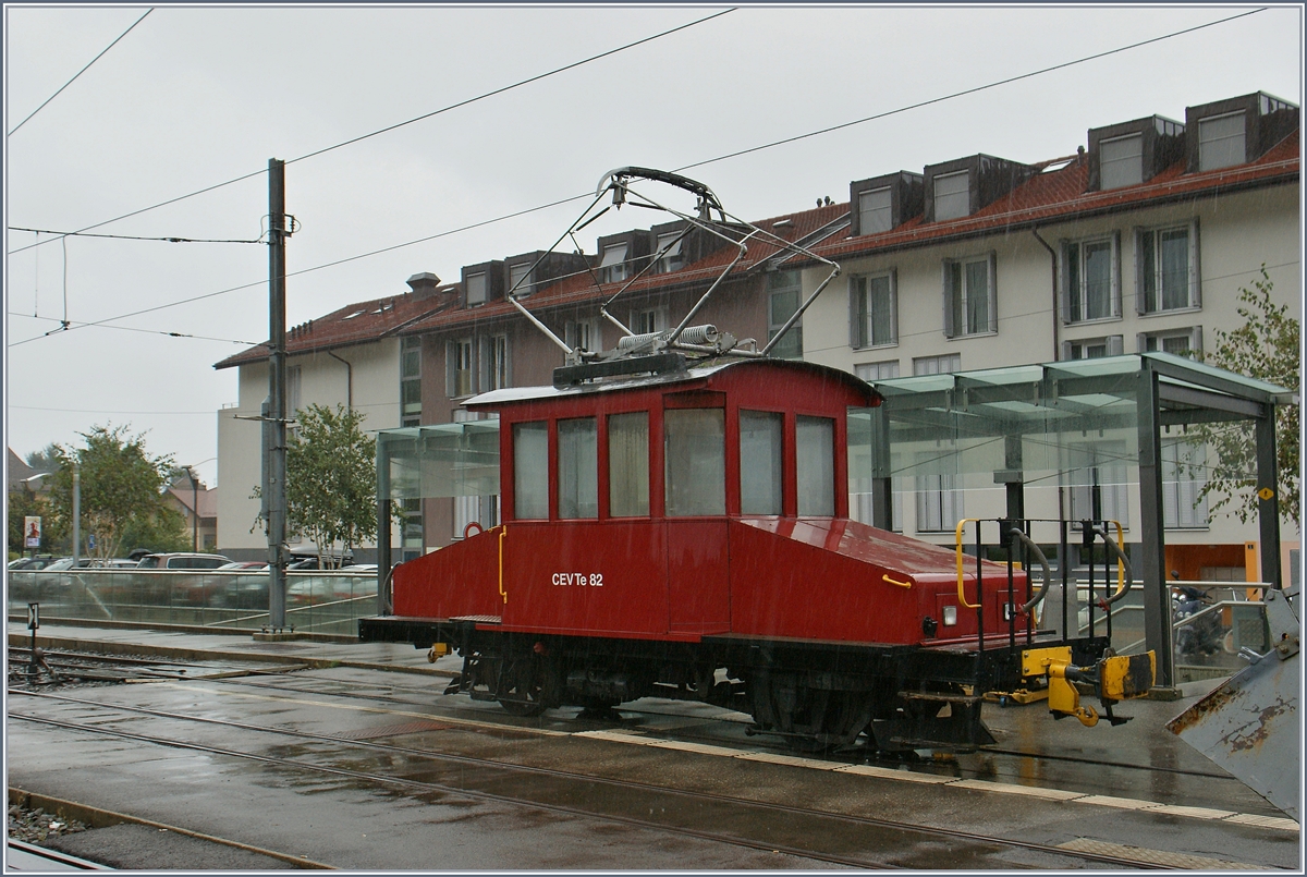 Der lange hier stationierte CEV Te 82 war in den letzen Jahren meist in Vevey; zum 50 Jahre Jubiläum der Blonay-Chamby Bahn kehrte er nach Blonay zurück.
17.09.2016
