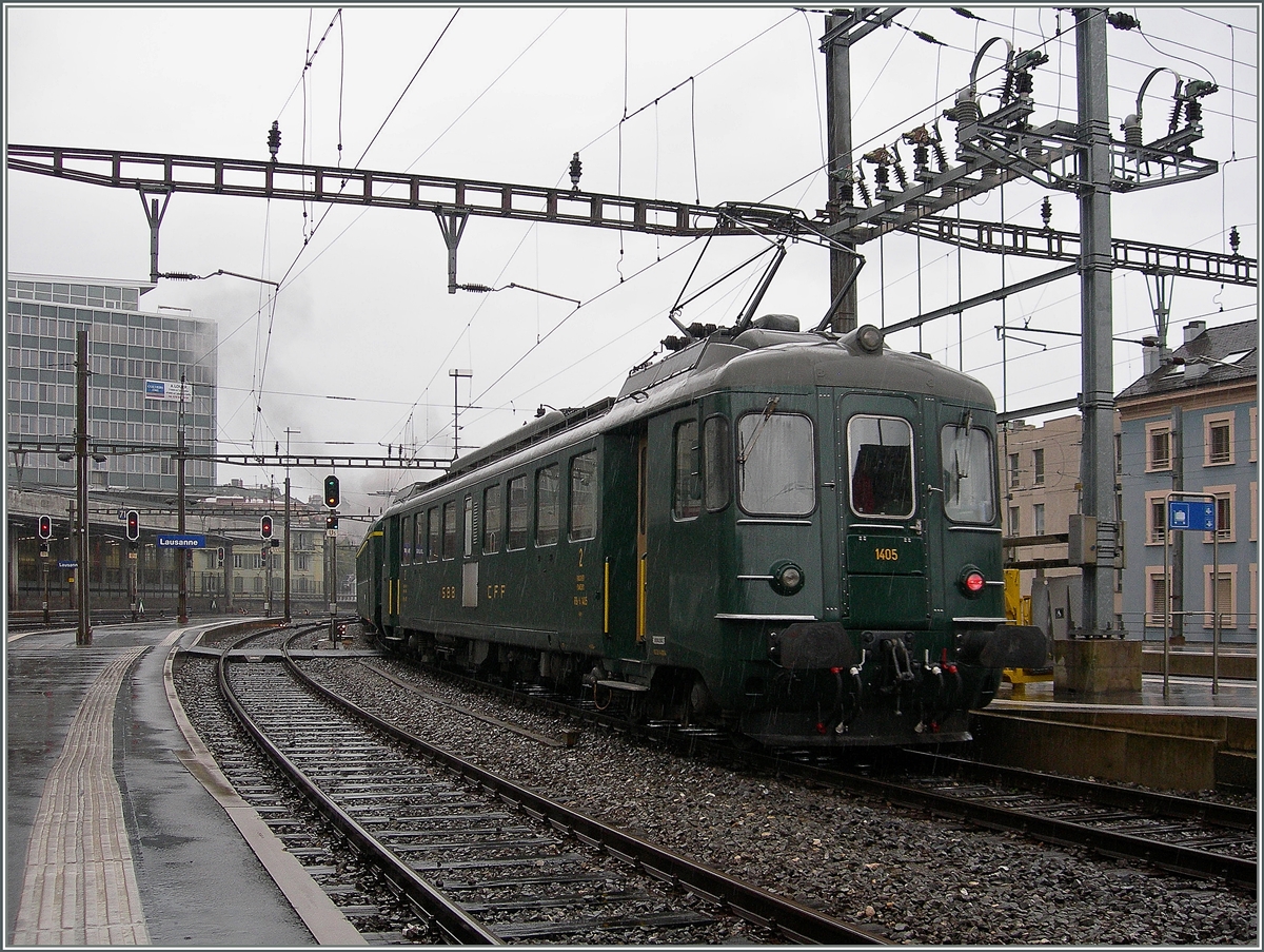 Der RBe 4/4 in seiner gr�nen Ursprungslackierung in Lausanne. 
8. Okt. 2011