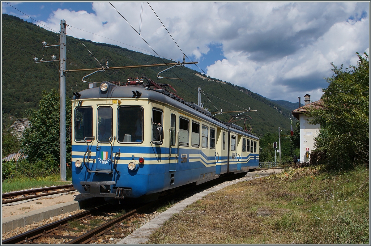 Der SSIF ABe 6/6 N° 34 Piemonte in Verigo.
5. August 2014