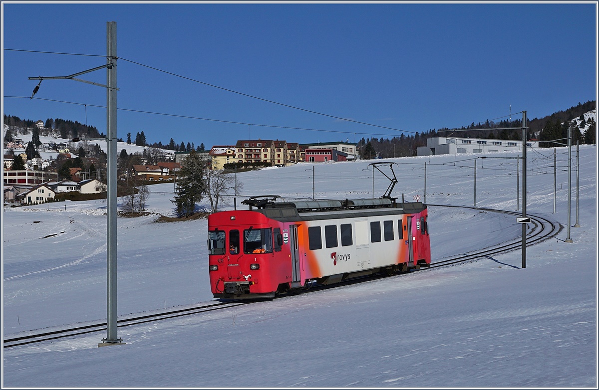 Der TRAVYS Be 4/4 N° 1 als  Güterzug  (ohne Last) auf der Fahrt von Ste-Croix nach Yverdon kurz nach der Abfahrt in Ste-Croix.
14.02.2017