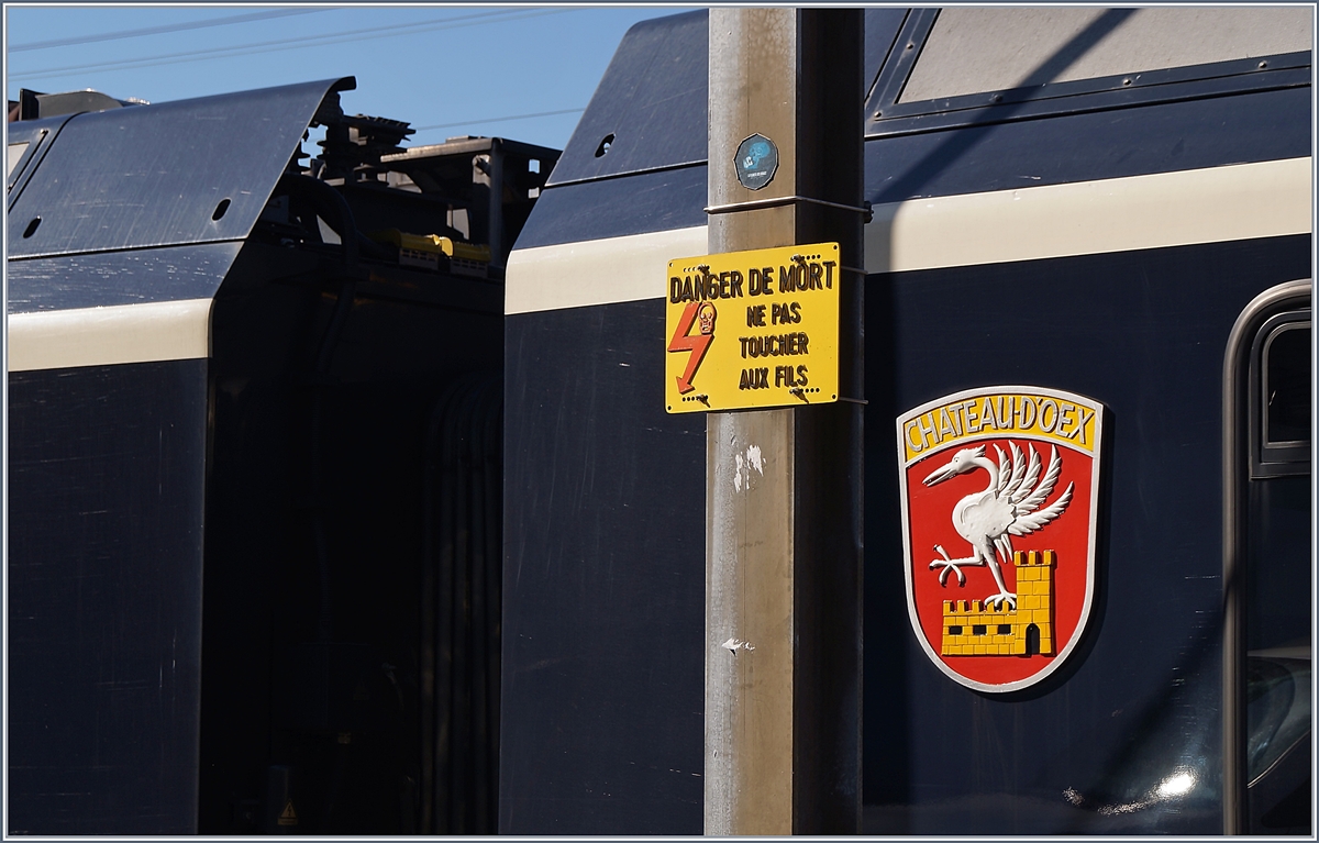 Detail Bild des MOB Alpina Paar ABe 4/4 9302 und Be 4/4 9202  Château d'Oex  in Vevey. 

2. Juni 2019