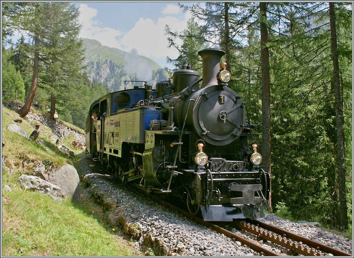 Die BFD (Brig-Furka-Disentis), heute DFB (Dampfbahn Furka Bergstrecke) HG 3/4 N� 1 zwischen Gletsch und Oberwald.
5. August 2013