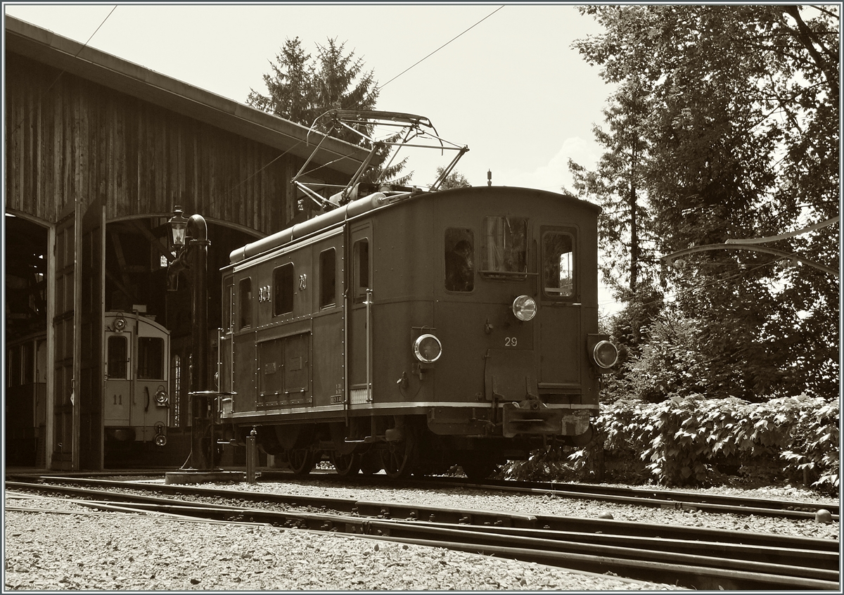 Die von der BOB übernommene HGe 3/3 29 in Chaulin.
1. August 2014