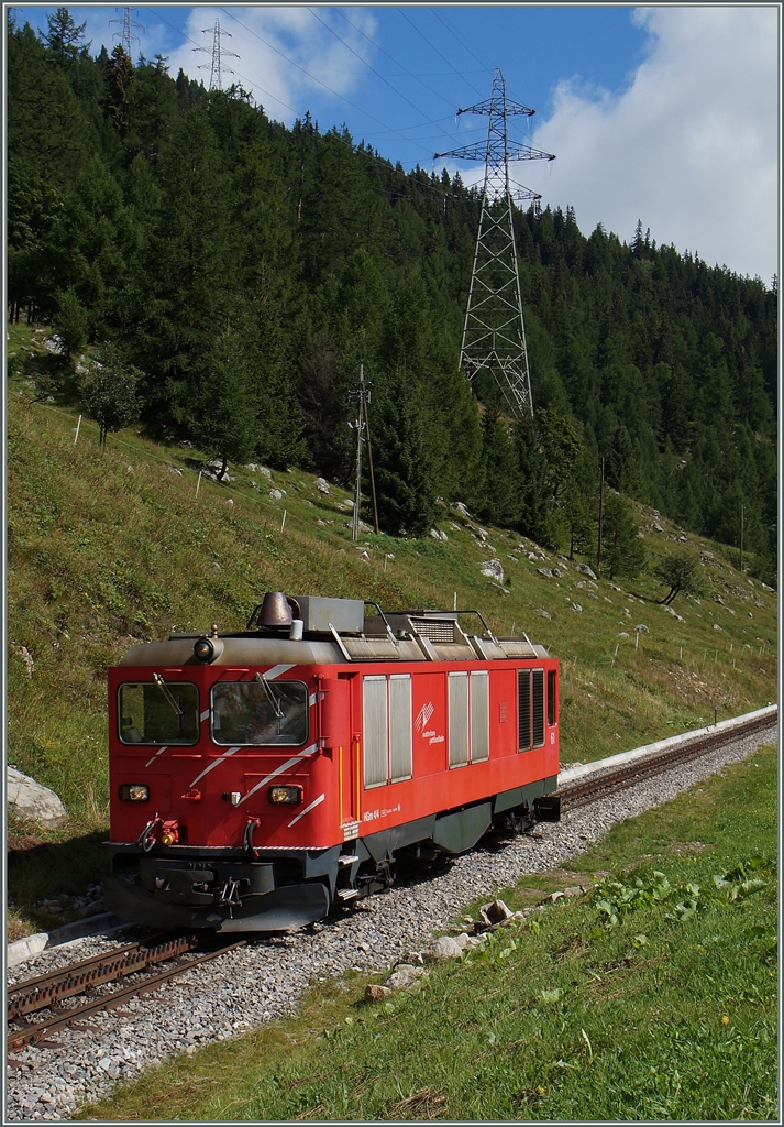 Die MGB HGm 4/4, von Gletsch kommend, kurz vor Oberwald.
16. August 2014