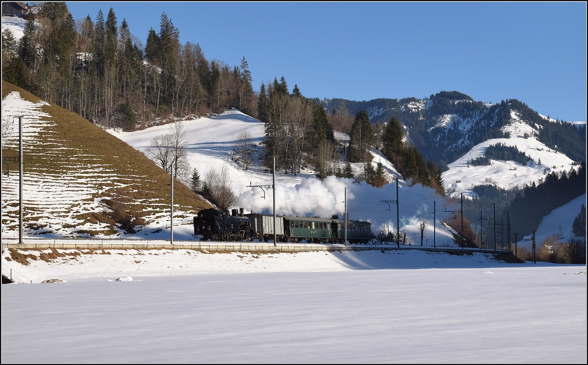 Eb 3/5 5810 gegenüber Kröschenbrunnen. Februar 2019.
