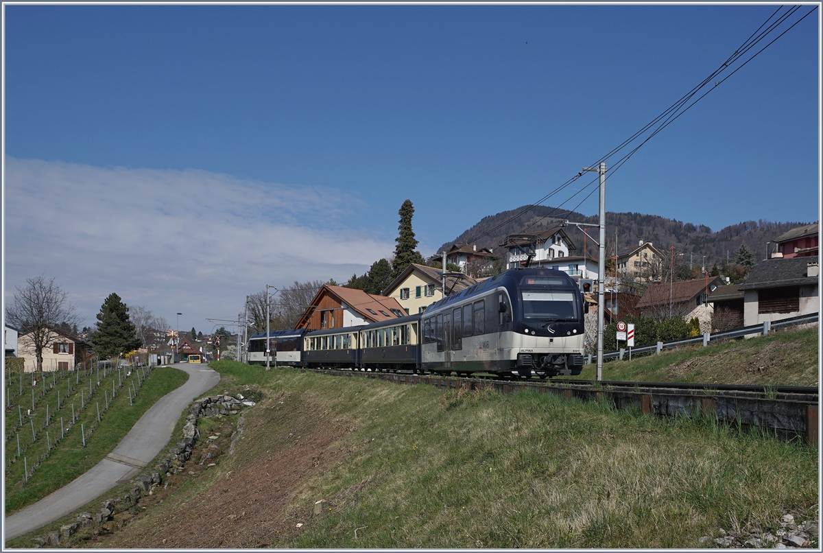 Ein  Corona  bedingter kurzer Belle Epoque MOB Zug bei Planchamp. 

17. März 2020