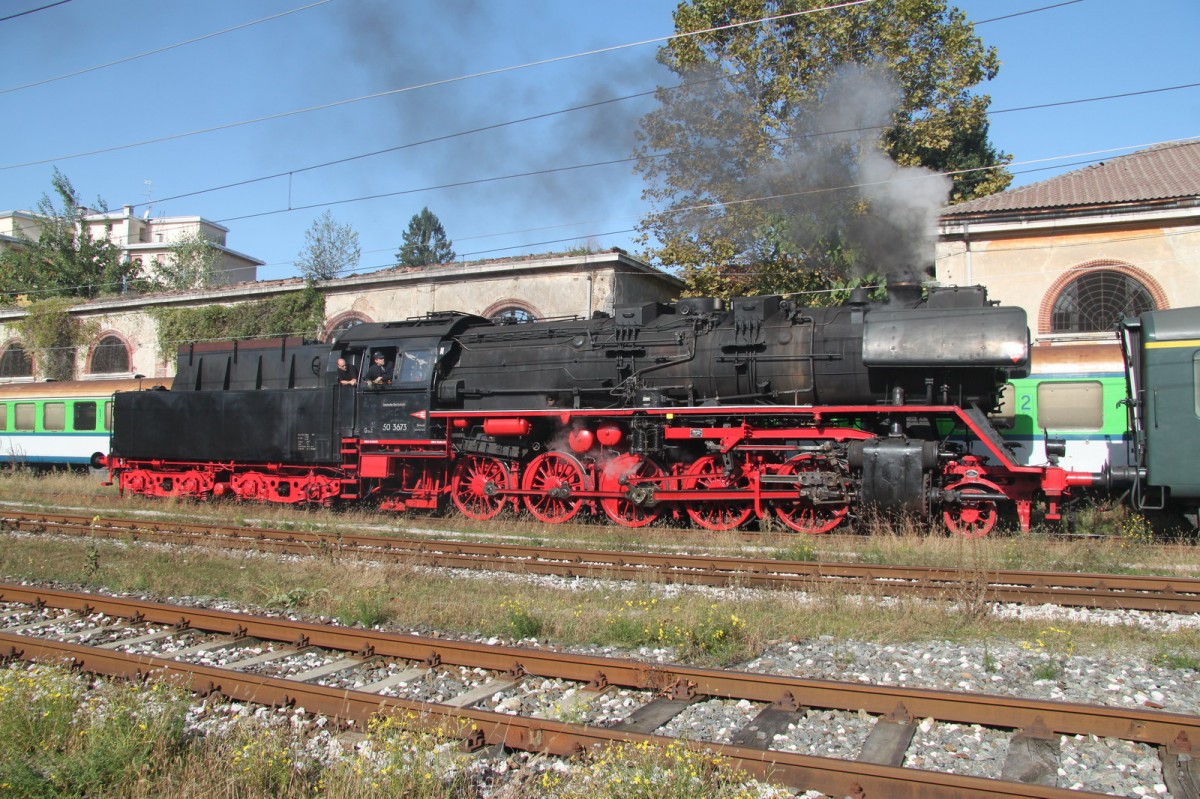Ex. DR Dampflok 50 3673 (Borsig 1941) in Luino/It. am 21.10.12.