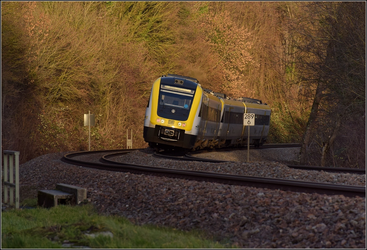 Heiligabend am Hochrhein. Aus Schweizer Sicht der IR Basel-Schaffhausen. 612 171 und 612 109 als IRE 3069 Basel-Singen bei Karsau, Dezember 2018.