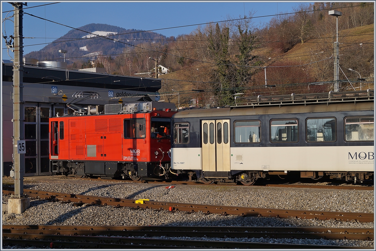 Man sieht, wohin die Reise geht: Wenn die Zahnradlose MOB nun einen HGem 2/2 2501 ihr eigen nennt, dauert es nicht lange bis die MVR komplet in der MOB aufgeht.
Chernex, den 22. Jan. 2019