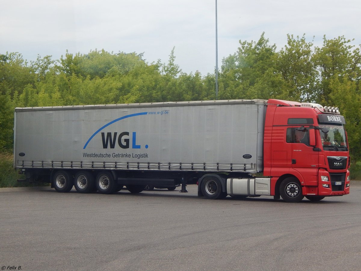 MAN TGX 18.440 Sattelzug in Hohengüstow.