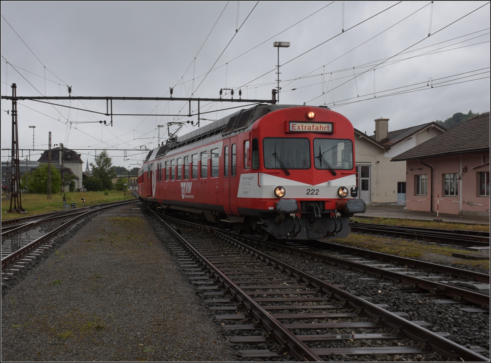Depotfest Olten 2023. 

Mit 50 der jüngste Teilnehmer am Fest: RBDe 566 222 wurde an die EBT geliefert und zeigt sich heute im Gewand des Regionalverkehr Mittelland. August 2023.