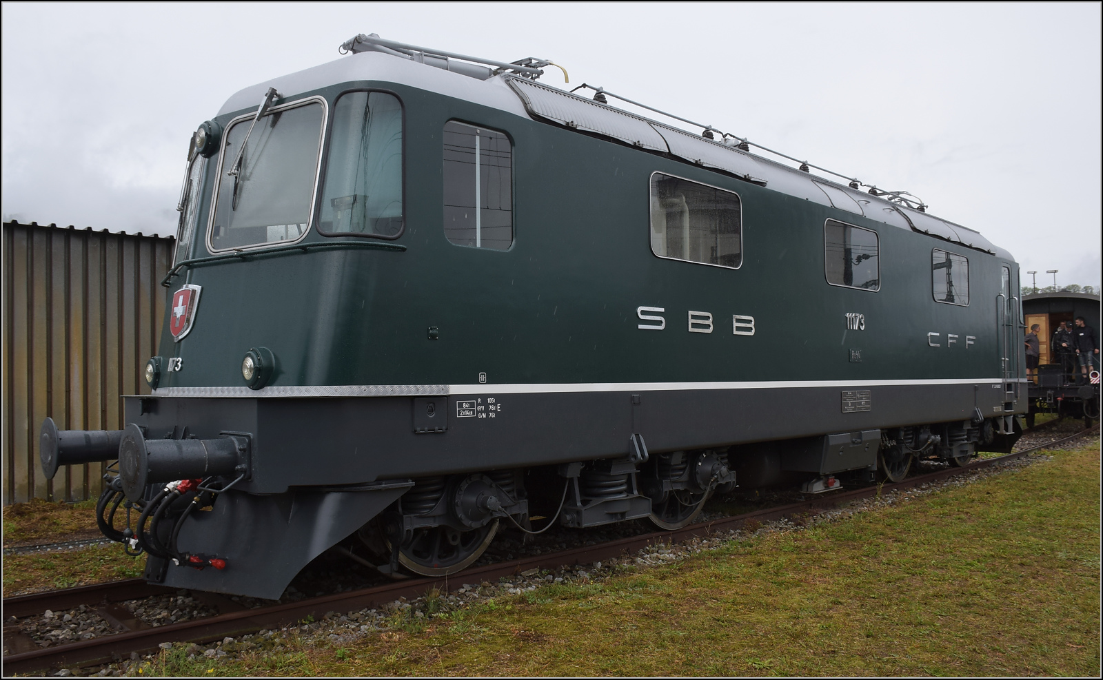 Depotfest Olten 2023. 

Re 4/4 II 11173 zwischen den Museumsloks. August 2023.