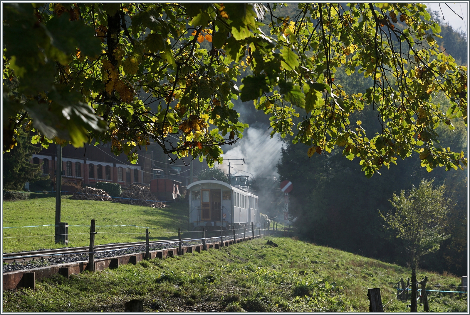  La DER de la Saison 2023  - mit diesem Bild verabschiede ich mich von der 55. Saison der Blonay-Chamby Bahn und danke allen die zu erneut zur gelungen Saison beigetragen haben!

Chaulin, den 28. Okt. 2023