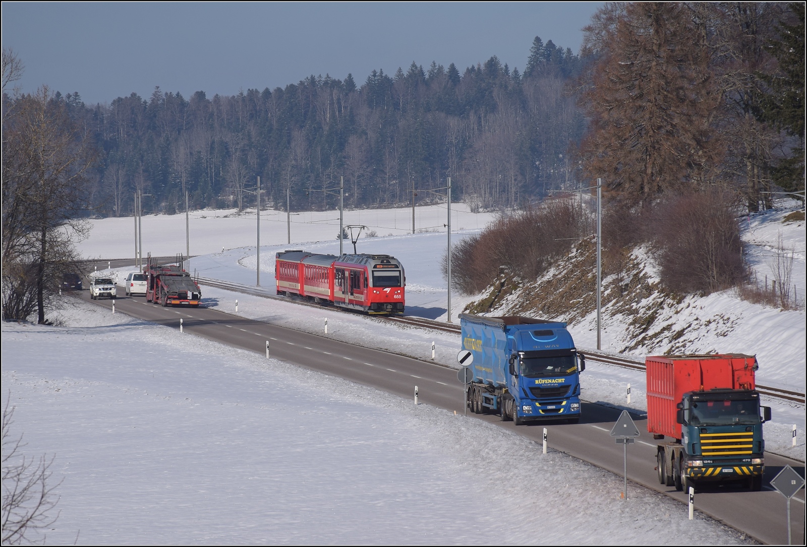 Winterlich auf den Freibergen.

Pendelzug mit Motorwagen Be 4/4 652 bei Muriaux. Februar 2023. 