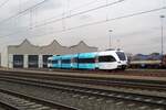 Arriva 323 steht bevor der Stadler-Triebzughalle in Blerick am 16 März 2022.