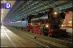 41 360 mit dem DPF 32838 von K�ln-Hbf nach Venlo (NL), hier in K�ln-Hbf am 1.12.2012.  