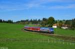 218 467-9 mit dem RE 57506 von M�nchen Hbf nach F�ssen am 19.10.2013 bei Weizern-Hopferau.