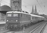 E10 121 in K�ln Deutz ....