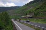 111 001-4 mit dem DBM 91342 (Bingen(Rhein)Hbf - Koblenz Hbf) am 15.06.2014 am Bopparder Hamm.