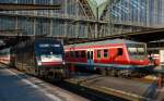 Huch ein schwarzer Taurus neben einem Wittenberger Stw, so gesehen am 24.06.2010 im Frankfurter Hbf.