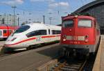 Alt trifft neu oder Treffen der Generationen , in K�ln Hbf am 27.06.2010